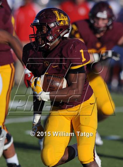 Thumbnail 2 in Homewood-Flossmoor @ Loyola Academy (IHSA Class 8A Quarterfinal) photogallery.