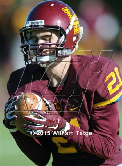 Thumbnail 3 in Homewood-Flossmoor @ Loyola Academy (IHSA Class 8A Quarterfinal) photogallery.