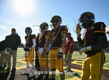 Thumbnail 3 in Homewood-Flossmoor @ Loyola Academy (IHSA Class 8A Quarterfinal) photogallery.