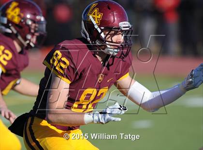Thumbnail 2 in Homewood-Flossmoor @ Loyola Academy (IHSA Class 8A Quarterfinal) photogallery.