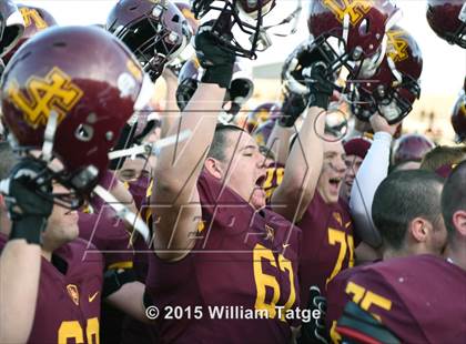 Thumbnail 2 in Homewood-Flossmoor @ Loyola Academy (IHSA Class 8A Quarterfinal) photogallery.