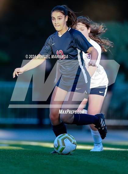 Thumbnail 3 in Brentwood School vs Crossroads photogallery.