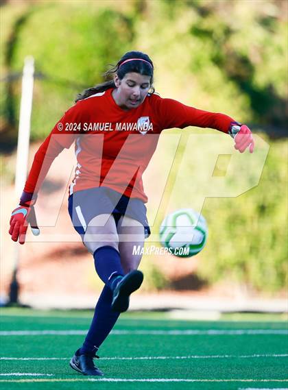 Thumbnail 3 in Brentwood School vs Crossroads photogallery.