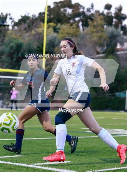Thumbnail 3 in Brentwood School vs Crossroads photogallery.