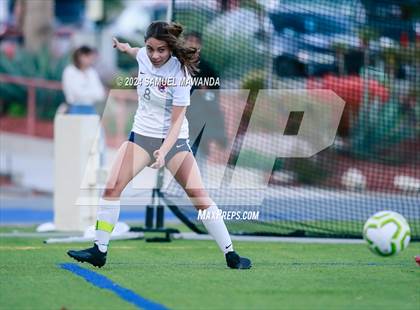 Thumbnail 3 in Brentwood School vs Crossroads photogallery.