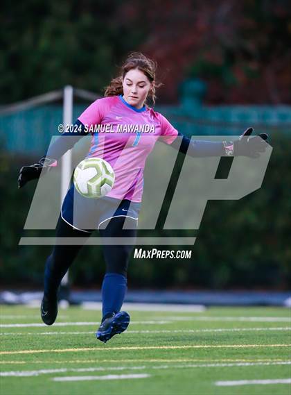 Thumbnail 3 in Brentwood School vs Crossroads photogallery.