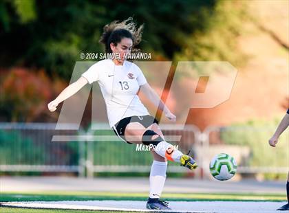 Thumbnail 2 in Brentwood School vs Crossroads photogallery.