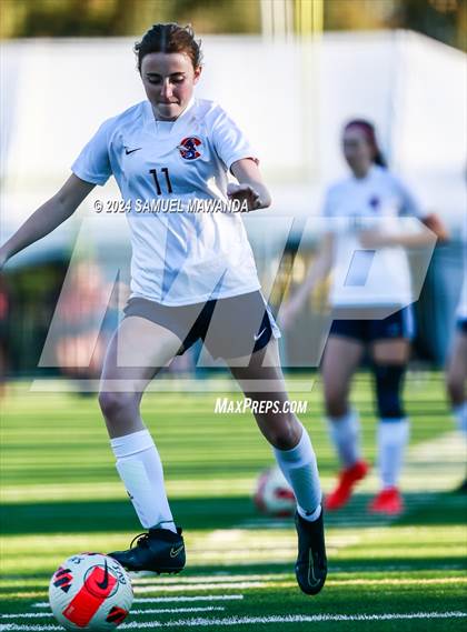 Thumbnail 3 in Brentwood School vs Crossroads photogallery.