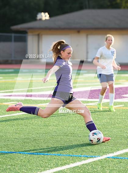 Thumbnail 1 in Piedmont vs. College Prep (CIF NCS Division 4 Round 1) photogallery.
