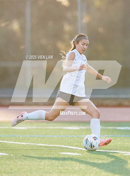 Thumbnail 2 in Piedmont vs. College Prep (CIF NCS Division 4 Round 1) photogallery.