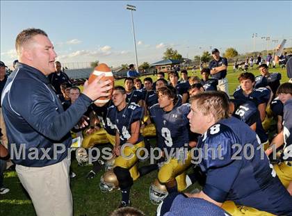Thumbnail 2 in Thatcher vs. Yuma Catholic (AIA 2A State Semifinal) photogallery.