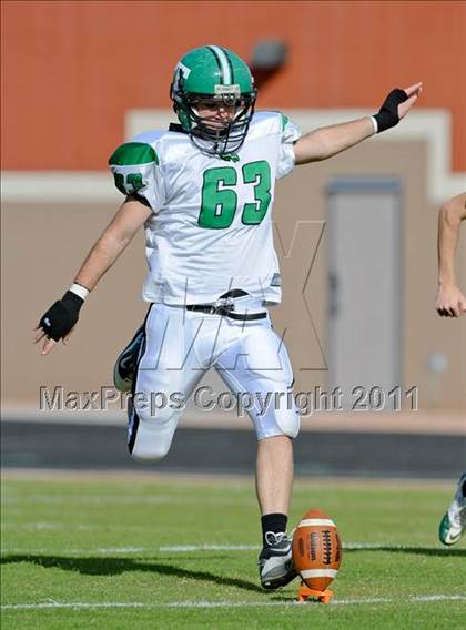 Thumbnail 3 in Thatcher vs. Yuma Catholic (AIA 2A State Semifinal) photogallery.