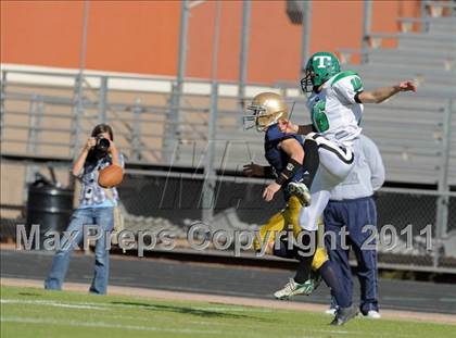 Thumbnail 3 in Thatcher vs. Yuma Catholic (AIA 2A State Semifinal) photogallery.