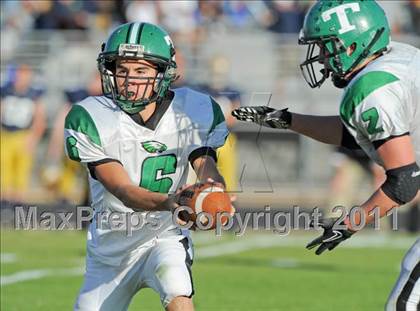 Thumbnail 2 in Thatcher vs. Yuma Catholic (AIA 2A State Semifinal) photogallery.