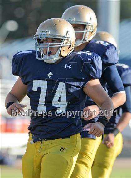 Thumbnail 2 in Thatcher vs. Yuma Catholic (AIA 2A State Semifinal) photogallery.