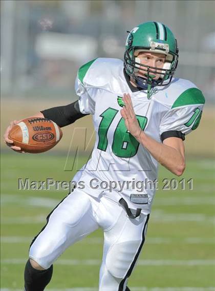 Thumbnail 2 in Thatcher vs. Yuma Catholic (AIA 2A State Semifinal) photogallery.