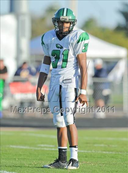 Thumbnail 2 in Thatcher vs. Yuma Catholic (AIA 2A State Semifinal) photogallery.