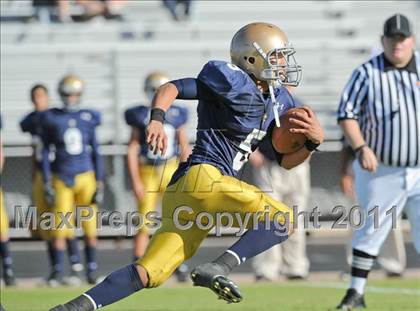 Thumbnail 2 in Thatcher vs. Yuma Catholic (AIA 2A State Semifinal) photogallery.