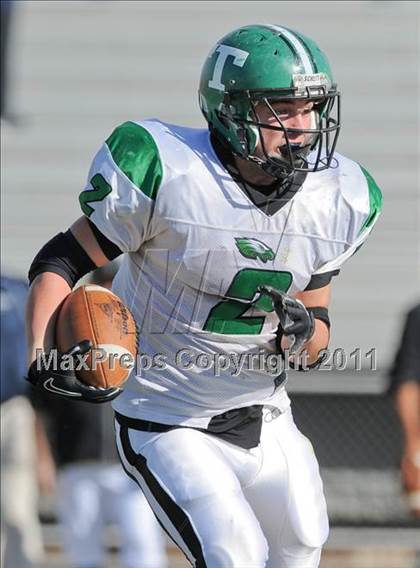 Thumbnail 3 in Thatcher vs. Yuma Catholic (AIA 2A State Semifinal) photogallery.