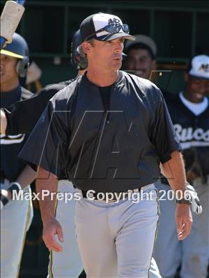 Thumbnail 2 in Grossmont vs. Mission Bay (56th Annual Lions Invitational) photogallery.