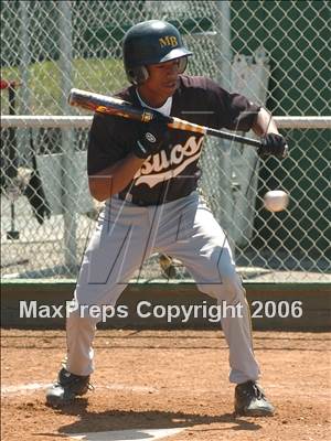 Thumbnail 3 in Grossmont vs. Mission Bay (56th Annual Lions Invitational) photogallery.