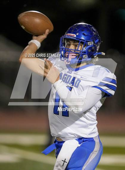 Thumbnail 2 in Hayden vs. Bagdad (AIA 1A Final) photogallery.