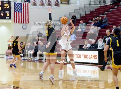 Thumbnail 1 in Sequoyah @ Lassiter photogallery.