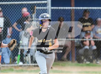 Thumbnail 1 in Middletown vs South Carroll (Williamsport Tournament) photogallery.