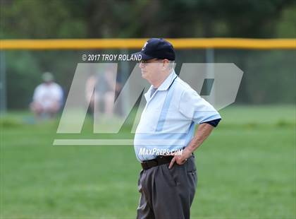 Thumbnail 2 in Middletown vs South Carroll (Williamsport Tournament) photogallery.
