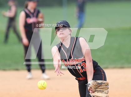 Thumbnail 1 in Middletown vs South Carroll (Williamsport Tournament) photogallery.
