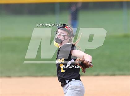 Thumbnail 2 in Middletown vs South Carroll (Williamsport Tournament) photogallery.