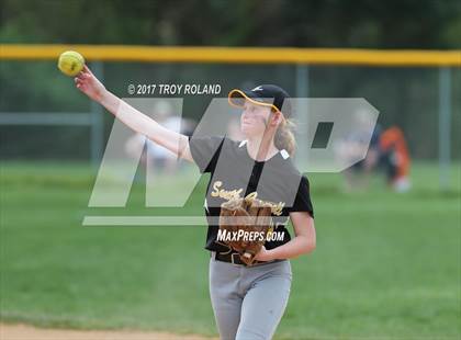 Thumbnail 1 in Middletown vs South Carroll (Williamsport Tournament) photogallery.