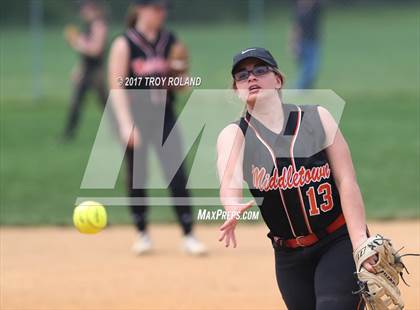 Thumbnail 2 in Middletown vs South Carroll (Williamsport Tournament) photogallery.