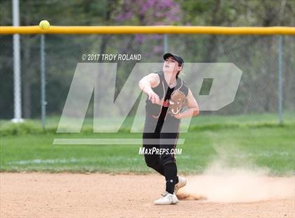 Thumbnail 1 in Middletown vs South Carroll (Williamsport Tournament) photogallery.