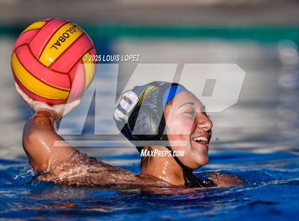 Thumbnail 1 in Walnut @ Charter Oak photogallery.