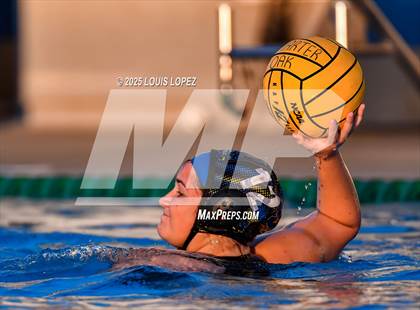 Thumbnail 1 in Walnut @ Charter Oak photogallery.