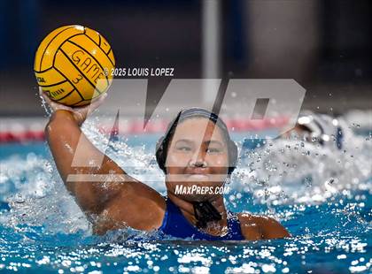 Thumbnail 3 in Walnut @ Charter Oak photogallery.