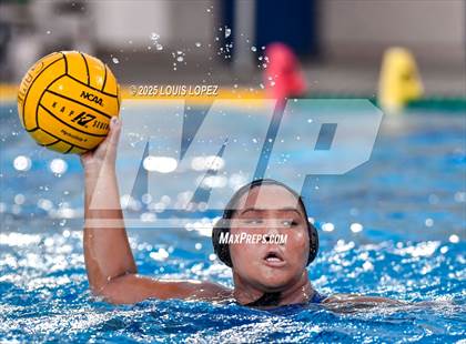 Thumbnail 2 in Walnut @ Charter Oak photogallery.