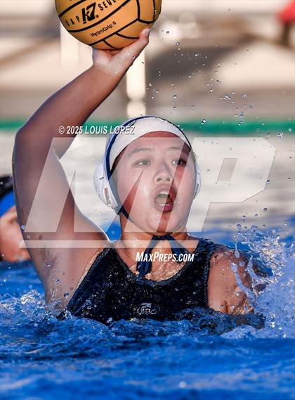 Thumbnail 3 in Walnut @ Charter Oak photogallery.