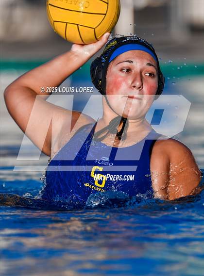 Thumbnail 1 in Walnut @ Charter Oak photogallery.