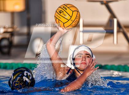 Thumbnail 1 in Walnut @ Charter Oak photogallery.