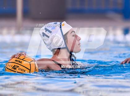 Thumbnail 1 in Walnut @ Charter Oak photogallery.