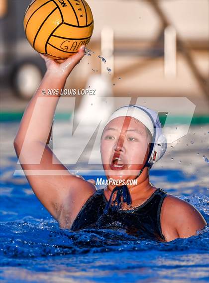 Thumbnail 2 in Walnut @ Charter Oak photogallery.