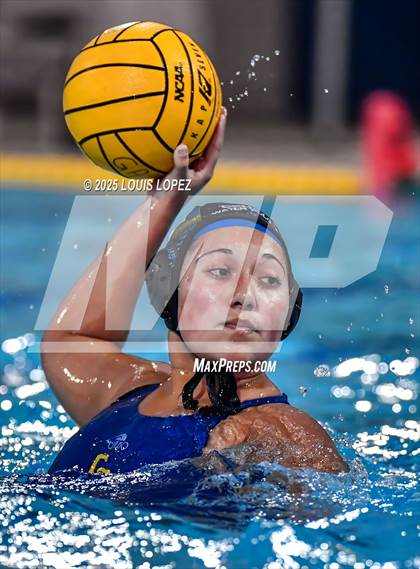 Thumbnail 3 in Walnut @ Charter Oak photogallery.