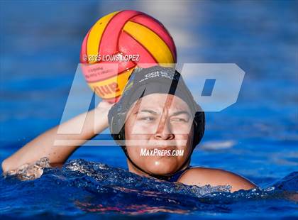 Thumbnail 1 in Walnut @ Charter Oak photogallery.