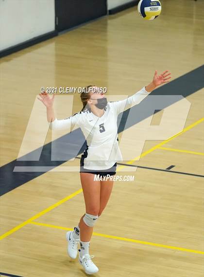 Thumbnail 2 in Golden @ Evergreen photogallery.