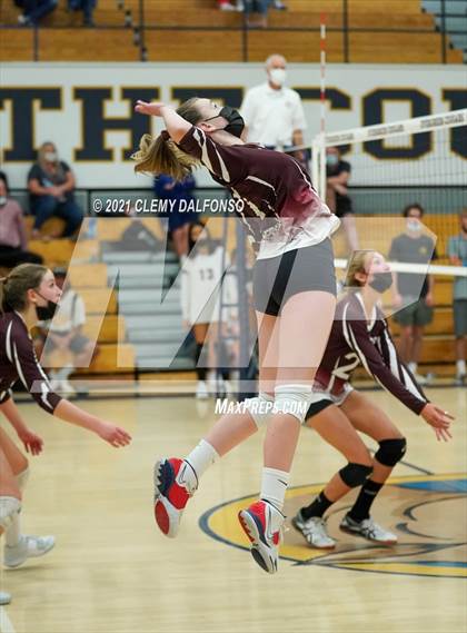 Thumbnail 2 in Golden @ Evergreen photogallery.