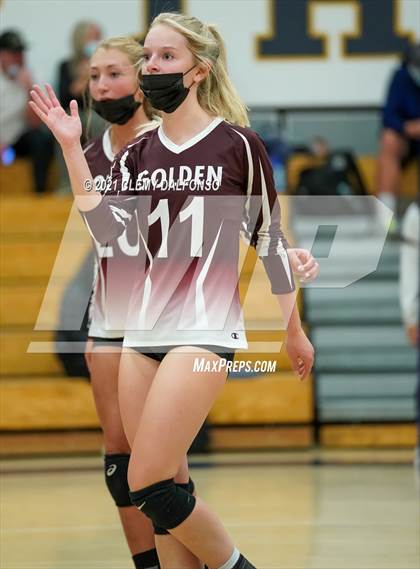 Thumbnail 3 in Golden @ Evergreen photogallery.