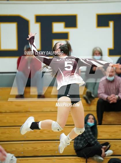 Thumbnail 3 in Golden @ Evergreen photogallery.