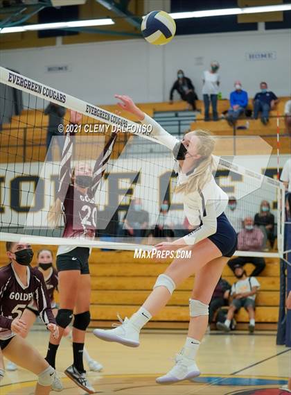 Thumbnail 3 in Golden @ Evergreen photogallery.